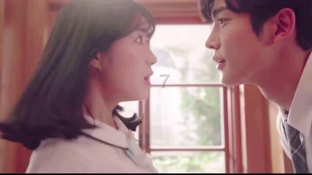 华为mate60系列价格坚挺，网友：再等等过年